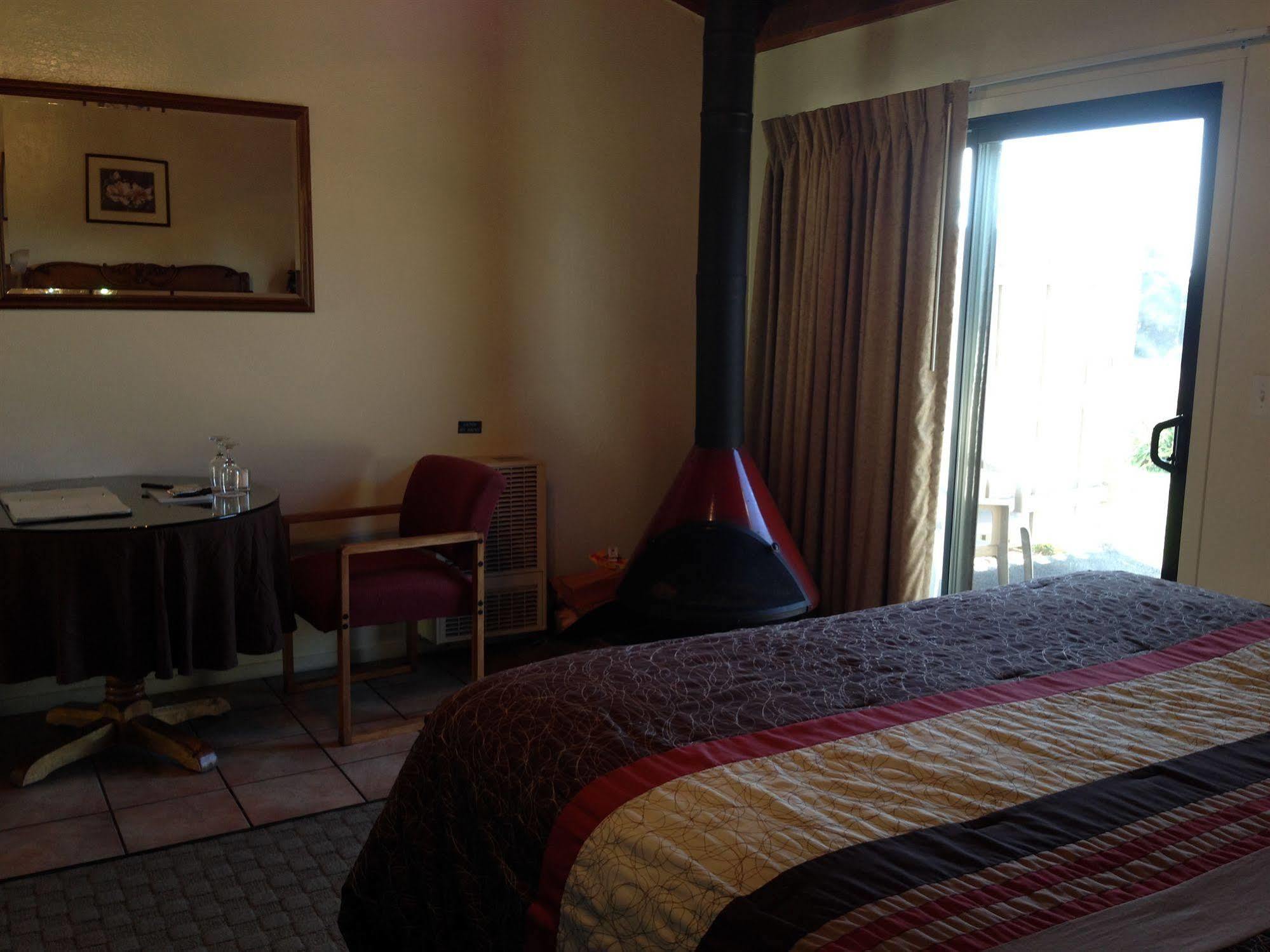 Fort Ross Lodge Дженър Екстериор снимка